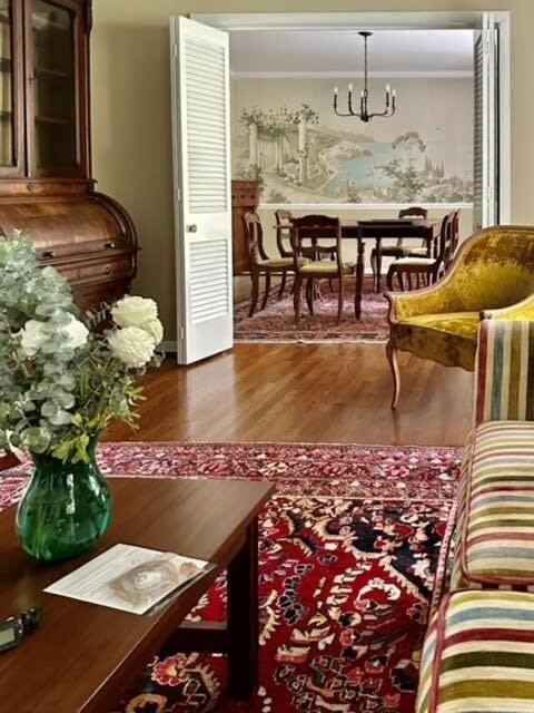 Nashville Elegance Enjoy Southern Comfort In Style Bagian luar foto