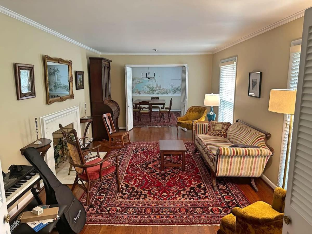 Nashville Elegance Enjoy Southern Comfort In Style Bagian luar foto